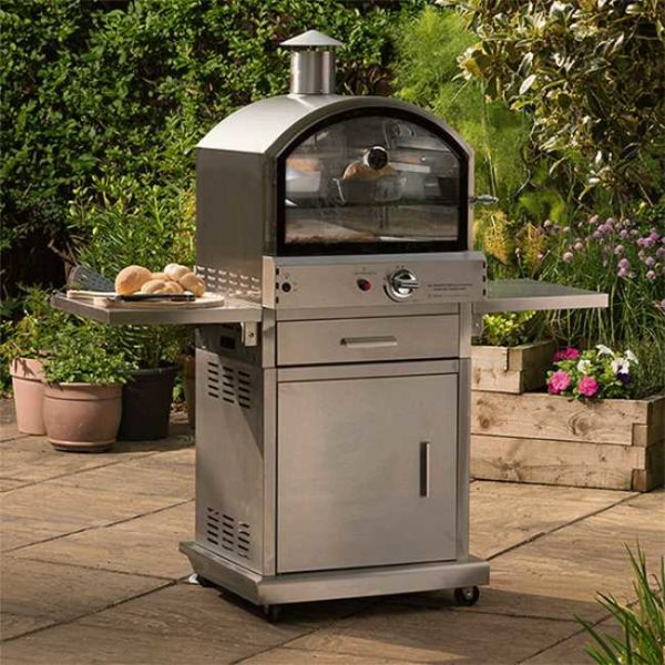 Lifestyle Pizza Oven